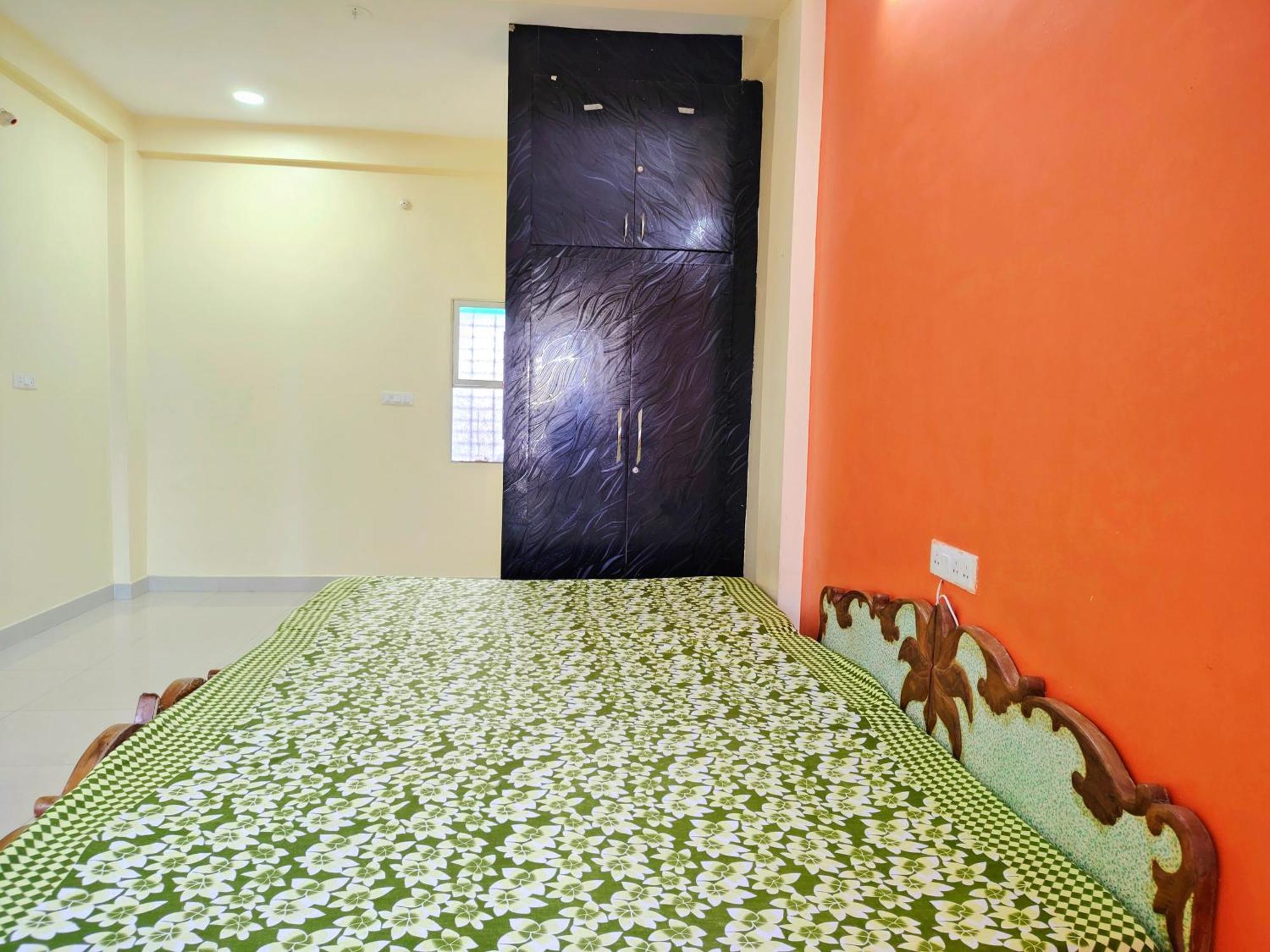 Anand Yatri Grah - Home Stay, ウッジャイン エクステリア 写真
